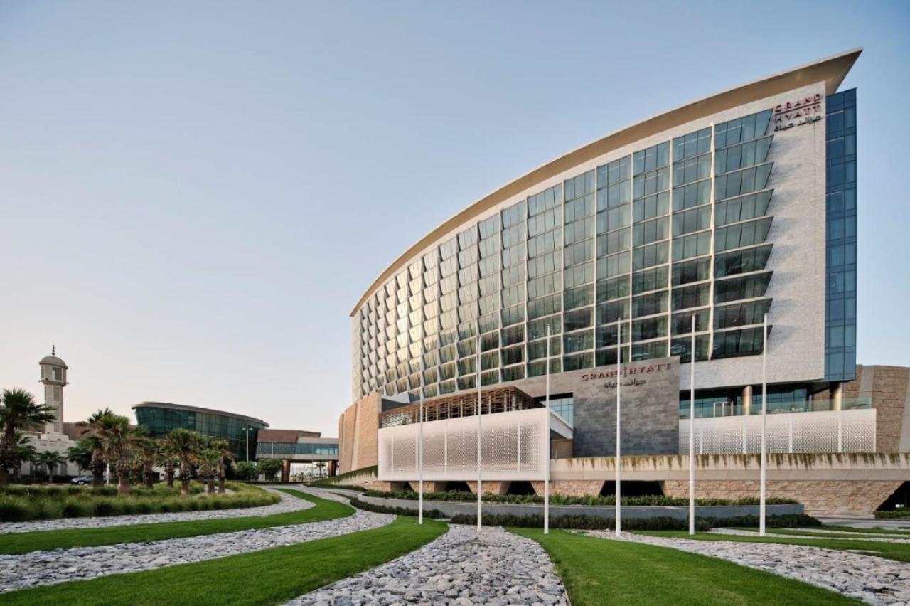 Hotel Grand Hyatt Kuwait Kuwait City Esterno foto Myeong-dong Campus