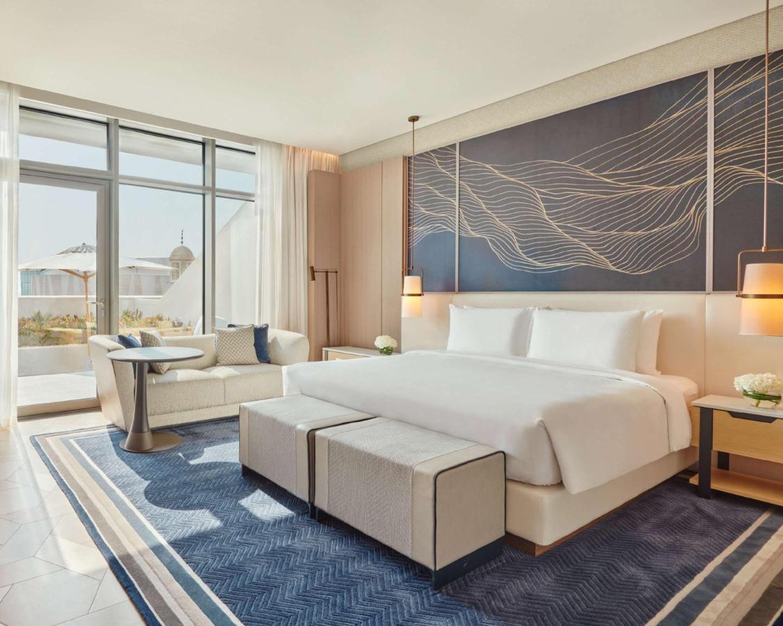 Hotel Grand Hyatt Kuwait Kuwait City Esterno foto A bedroom at the hotel